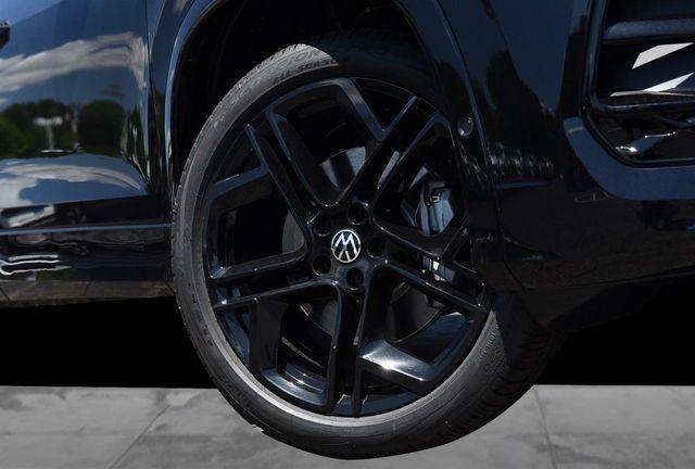 new 2026 Volkswagen Tiguan car, priced at $37,974