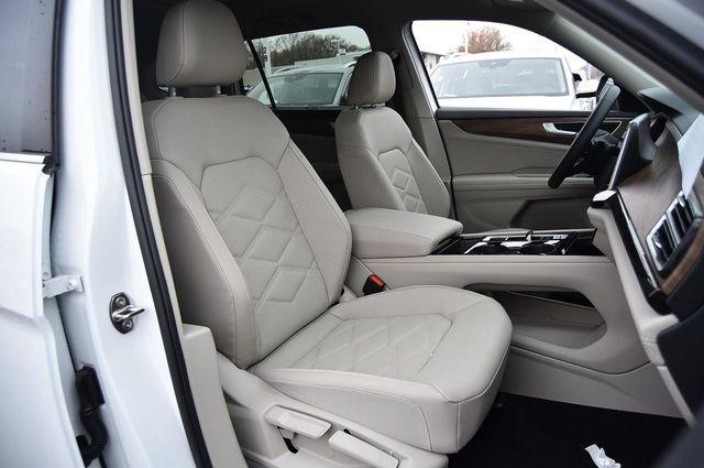 new 2026 Volkswagen Atlas car, priced at $45,295