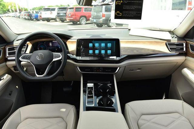 new 2026 Volkswagen Atlas car, priced at $45,665