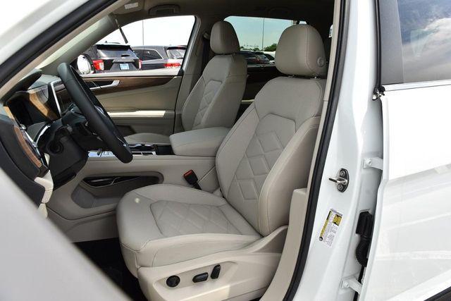new 2026 Volkswagen Atlas car, priced at $45,665