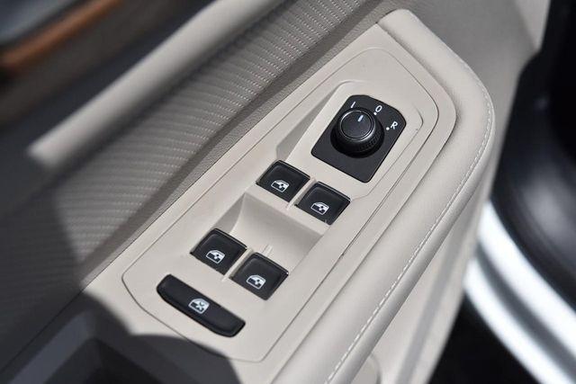new 2026 Volkswagen Atlas car, priced at $45,665