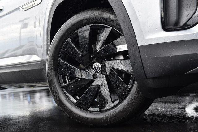 new 2026 Volkswagen Atlas Cross Sport car, priced at $44,026