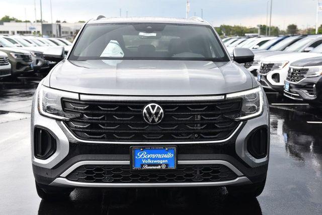 new 2026 Volkswagen Atlas Cross Sport car, priced at $44,026