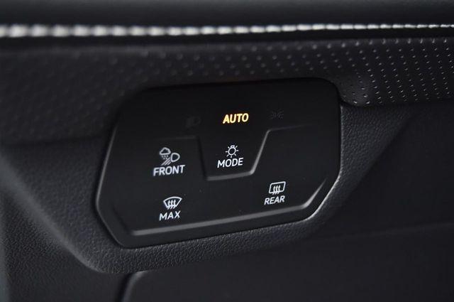 new 2026 Volkswagen Atlas Cross Sport car, priced at $44,036