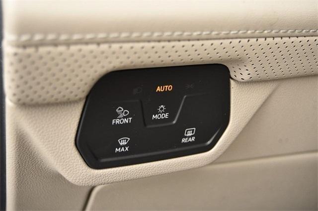 new 2026 Volkswagen Atlas car, priced at $52,703