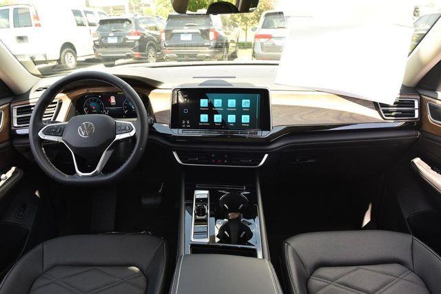 new 2026 Volkswagen Atlas car, priced at $46,038