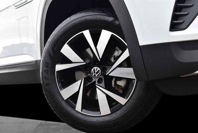 used 2023 Volkswagen Atlas Cross Sport car, priced at $27,120