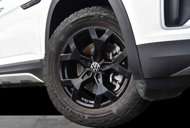 used 2025 Volkswagen Atlas car, priced at $38,560