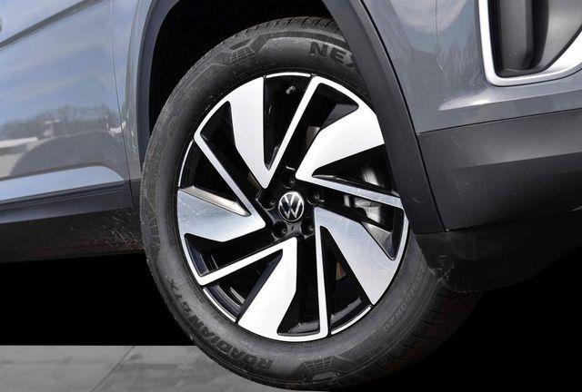 new 2026 Volkswagen Atlas car, priced at $45,067