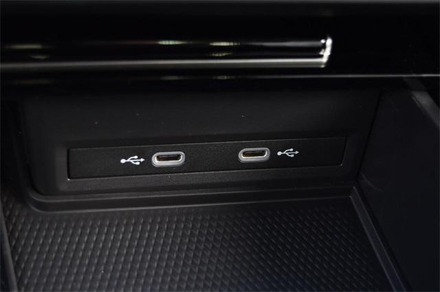 new 2026 Volkswagen Atlas Cross Sport car, priced at $52,432