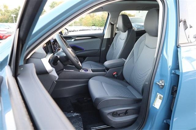 new 2025 Volkswagen Tiguan car, priced at $31,846