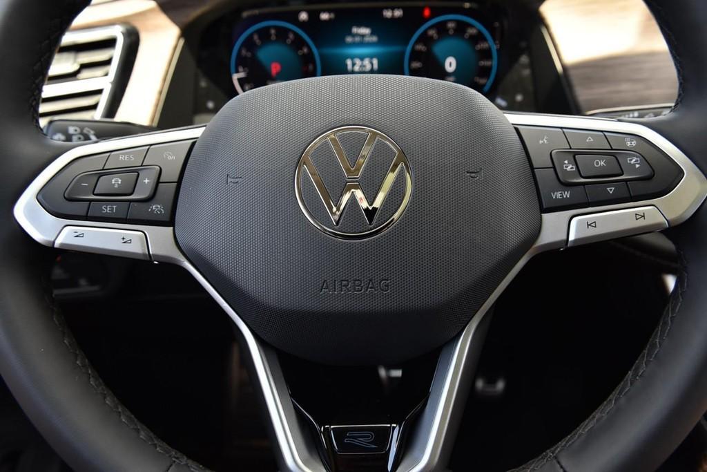 new 2026 Volkswagen Atlas car, priced at $53,018