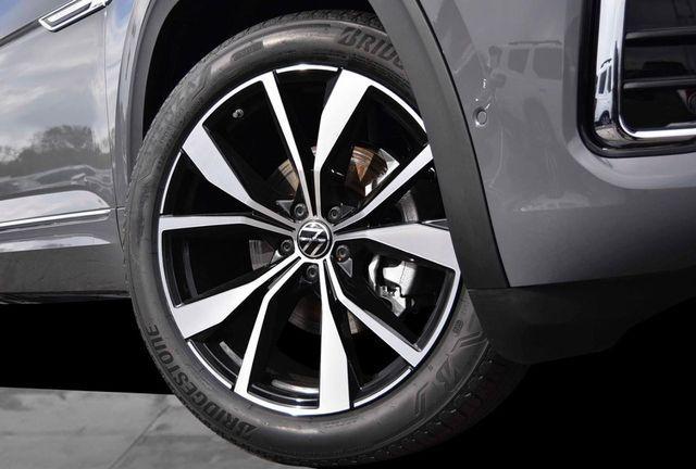 new 2026 Volkswagen Atlas Cross Sport car, priced at $51,087