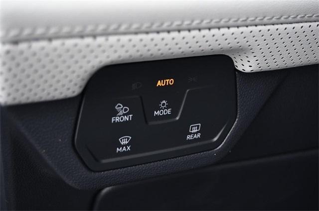 new 2026 Volkswagen Atlas Cross Sport car, priced at $52,087