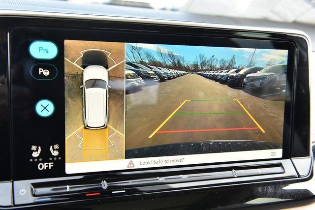 new 2026 Volkswagen Atlas car, priced at $53,018
