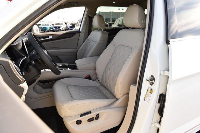 new 2026 Volkswagen Atlas car, priced at $53,018