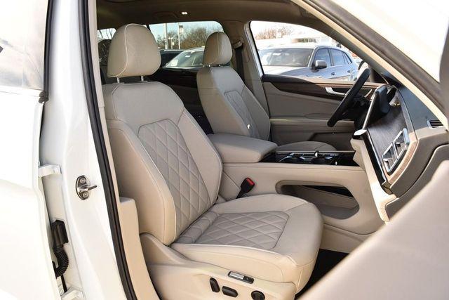 new 2026 Volkswagen Atlas car, priced at $53,018
