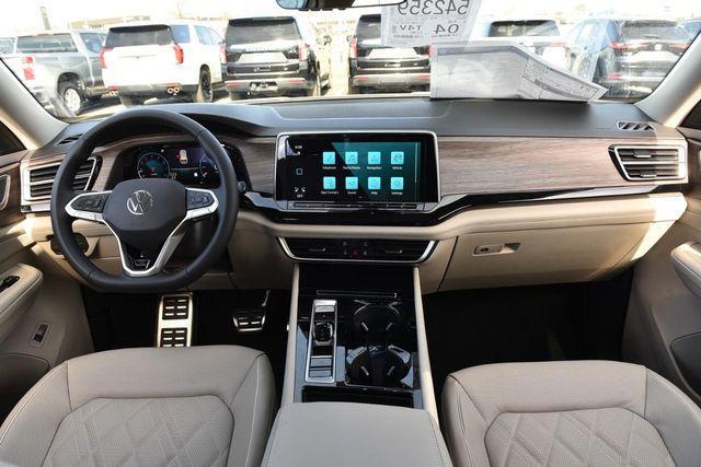 new 2026 Volkswagen Atlas car, priced at $53,018
