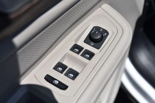 new 2026 Volkswagen Atlas car, priced at $53,766