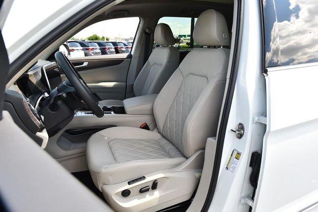 new 2026 Volkswagen Atlas car, priced at $53,766
