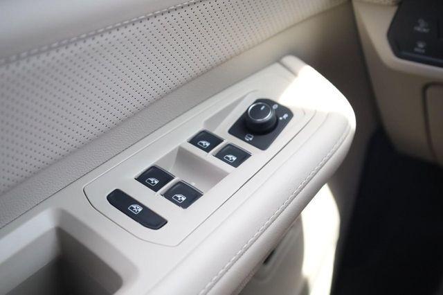 new 2026 Volkswagen Atlas car, priced at $52,301