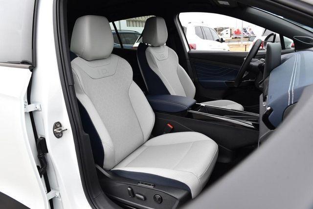 new 2025 Volkswagen ID.4 car, priced at $47,624