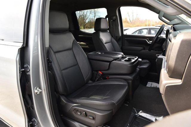 used 2025 GMC Sierra 1500 car, priced at $43,120