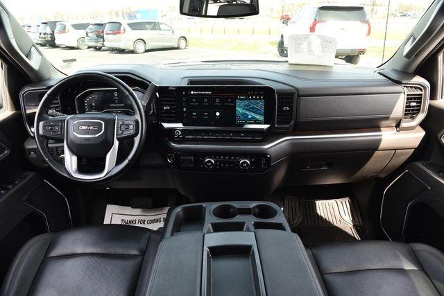 used 2025 GMC Sierra 1500 car, priced at $43,120