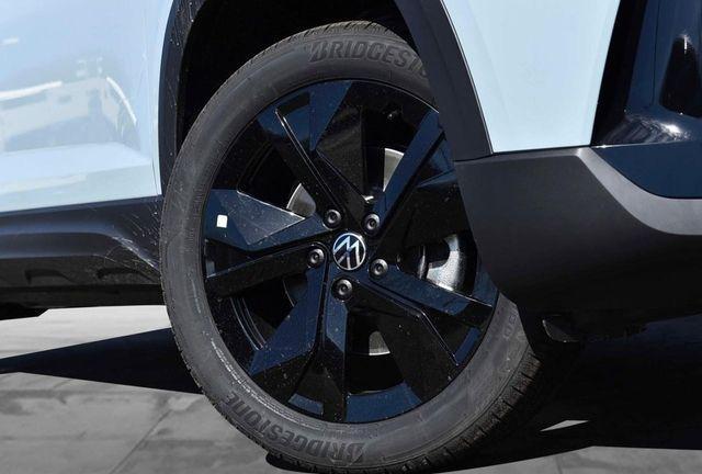 new 2026 Volkswagen Taos car, priced at $30,569