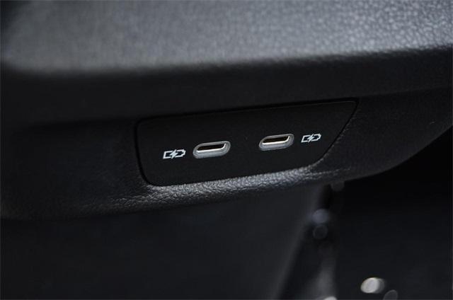 new 2025 Volkswagen Tiguan car, priced at $26,975