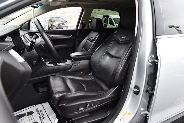 used 2017 Cadillac XT5 car, priced at $18,397