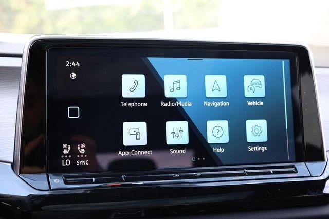 new 2026 Volkswagen Atlas Cross Sport car, priced at $42,979