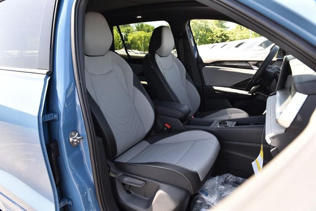 new 2026 Volkswagen Tiguan car, priced at $38,550