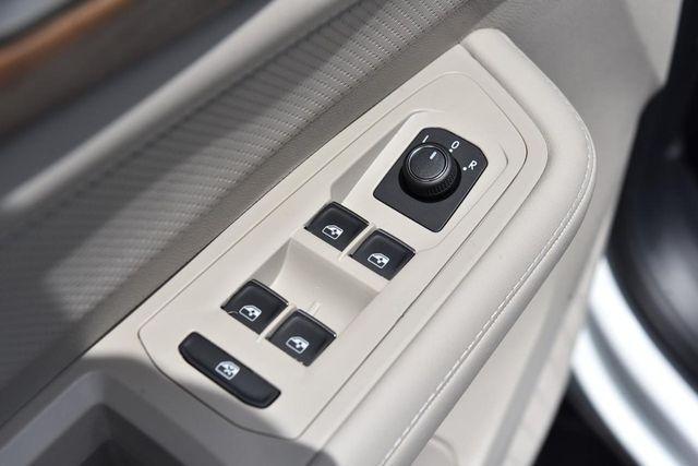 new 2026 Volkswagen Atlas car, priced at $44,828