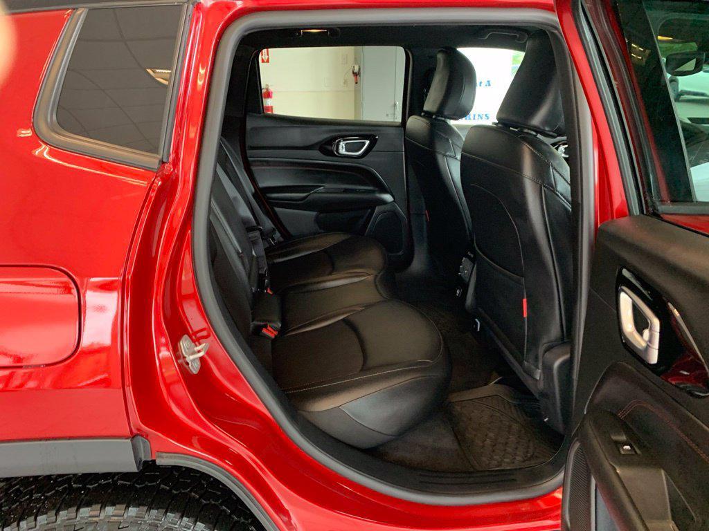 used 2025 Jeep Compass car, priced at $23,075