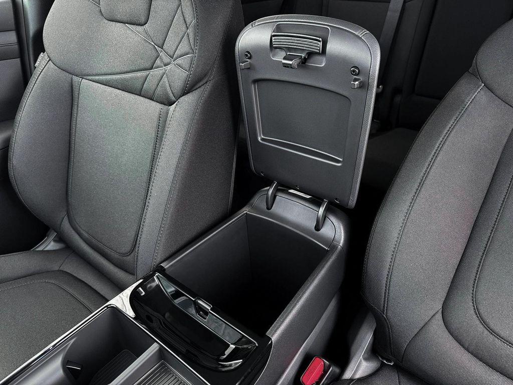 new 2026 Hyundai TUCSON Hybrid car, priced at $33,999