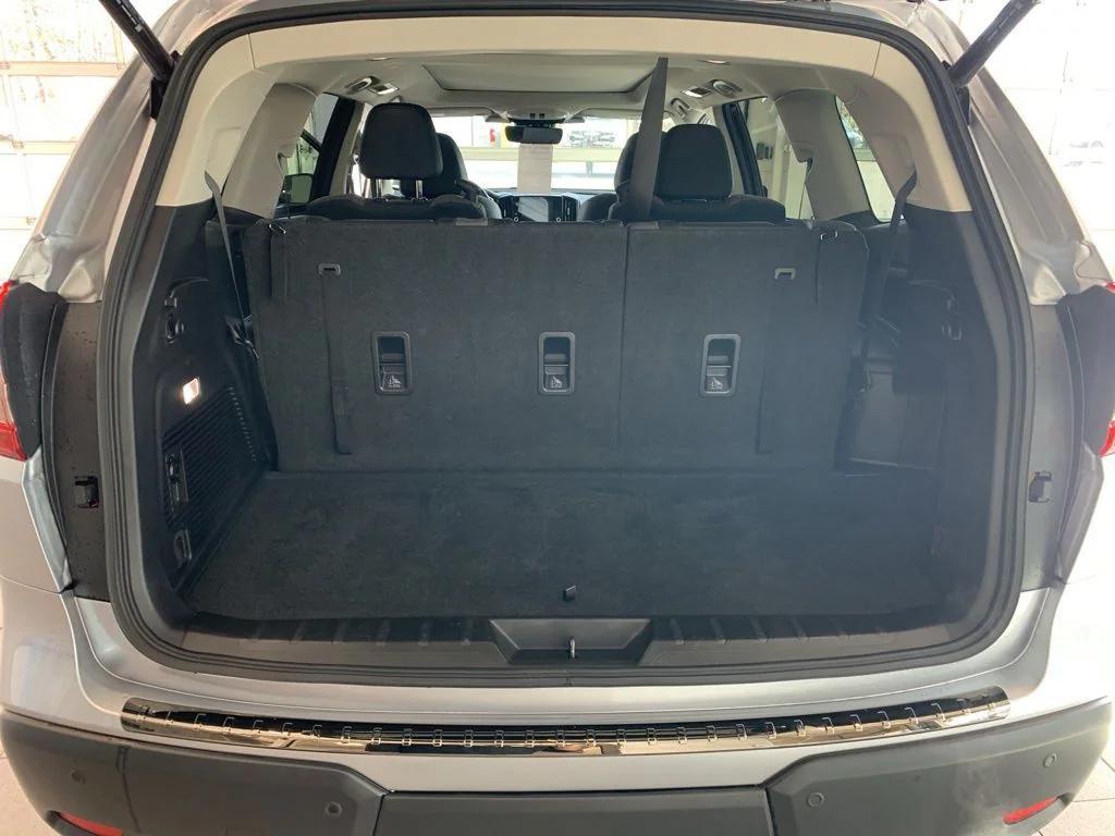 used 2025 Subaru Ascent car, priced at $40,000