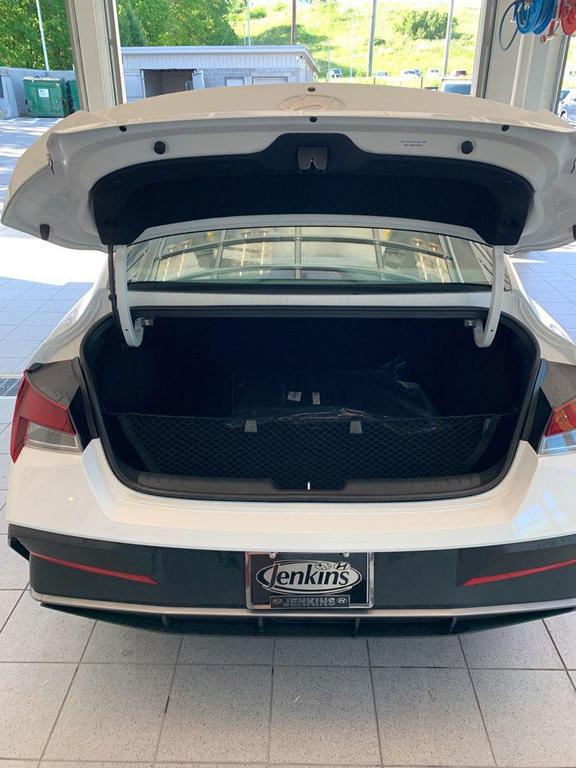 new 2026 Hyundai Elantra car, priced at $22,956