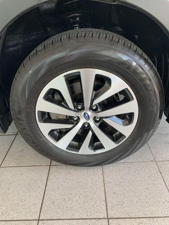 used 2025 Subaru Outback car, priced at $32,000