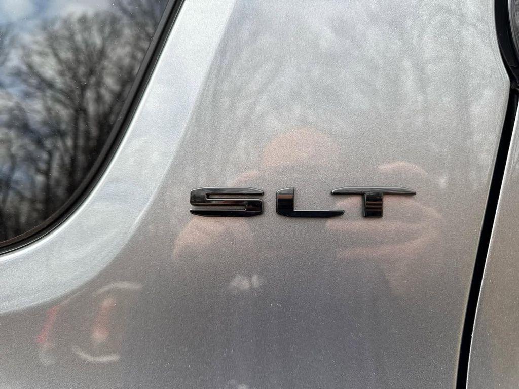 used 2021 GMC Acadia car, priced at $20,058