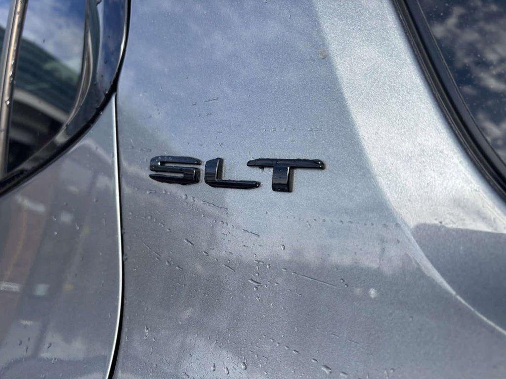 used 2021 GMC Acadia car, priced at $20,058