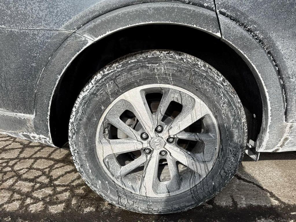 used 2020 Kia Sorento car, priced at $15,637