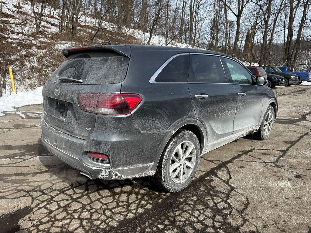 used 2020 Kia Sorento car, priced at $15,637