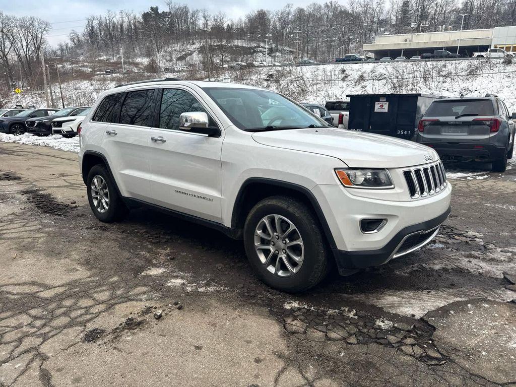 used 2015 Jeep Grand Cherokee car, priced at $13,007