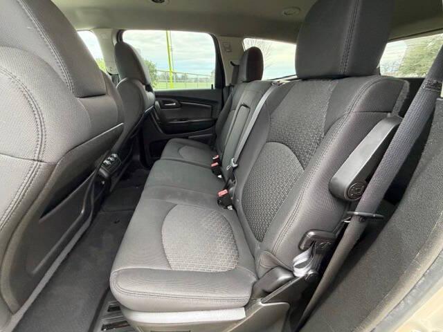 used 2011 Chevrolet Traverse car, priced at $8,995