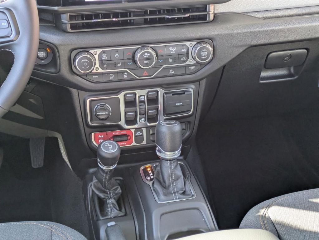 new 2026 Jeep Wrangler car, priced at $53,095