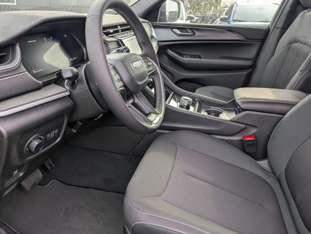 new 2025 Jeep Grand Cherokee L car, priced at $34,725