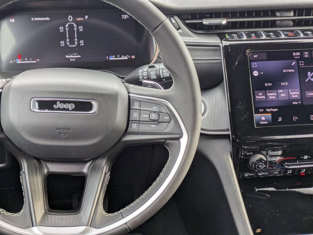 new 2025 Jeep Grand Cherokee L car, priced at $34,725