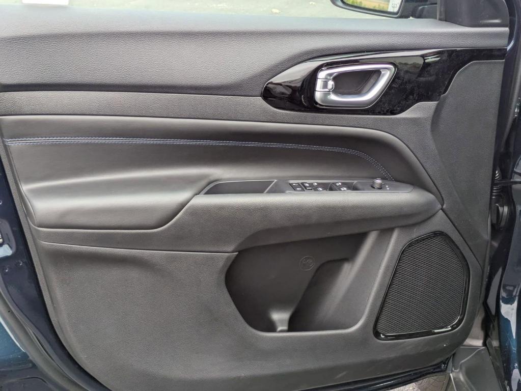 new 2026 Jeep Compass car, priced at $28,580