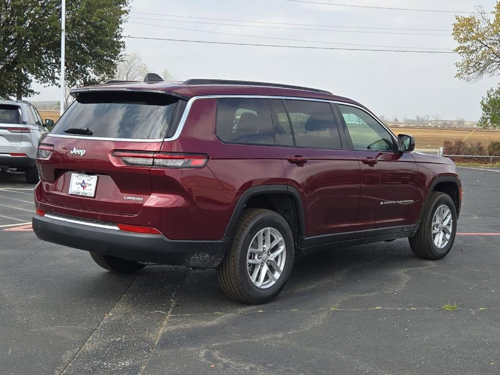 new 2026 Jeep Grand Cherokee car, priced at $38,490